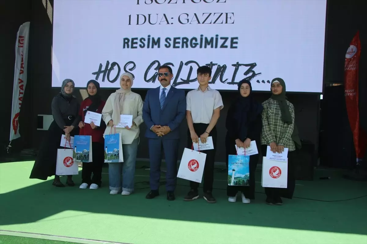 Defne'de Gazze Temalı Resim Sergisi Açıldı