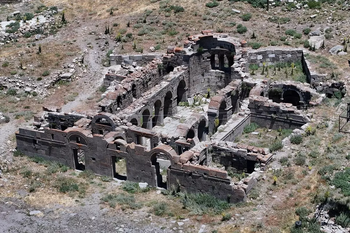 Karadağ'da 15 Yeni Kilise Keşfedildi