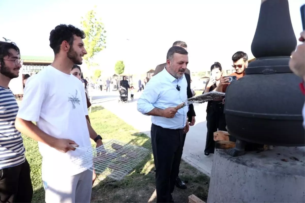 Sincan'da Öğrencilere Özel Mangal Partisi Düzenlendi
