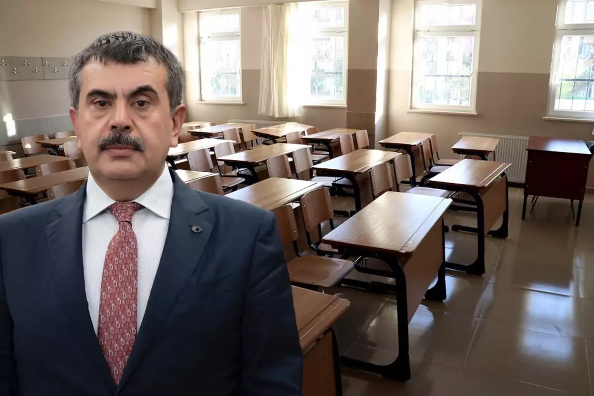 Bakan Tekin duyurdu! Okullarda velileri isyan ettiren uygulama tarih oluyor