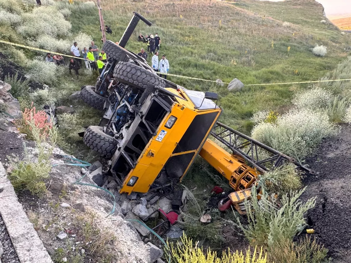 Erzurum'da Vincin Altında Kalan Operatör Hayatını Kaybetti
