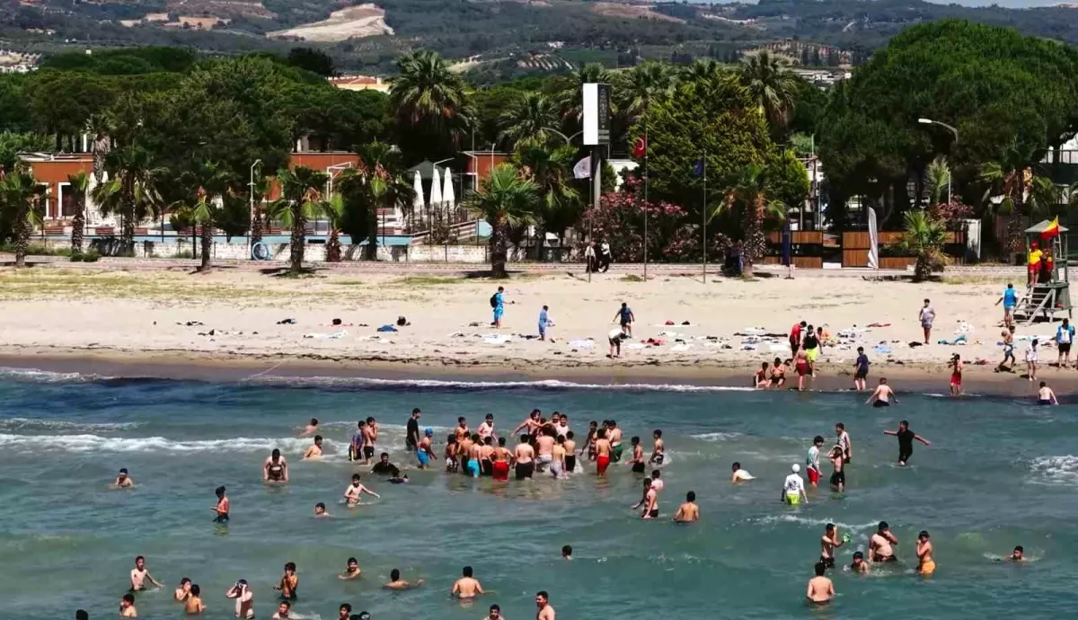 Gençler Kuşadası'nda Buluştu