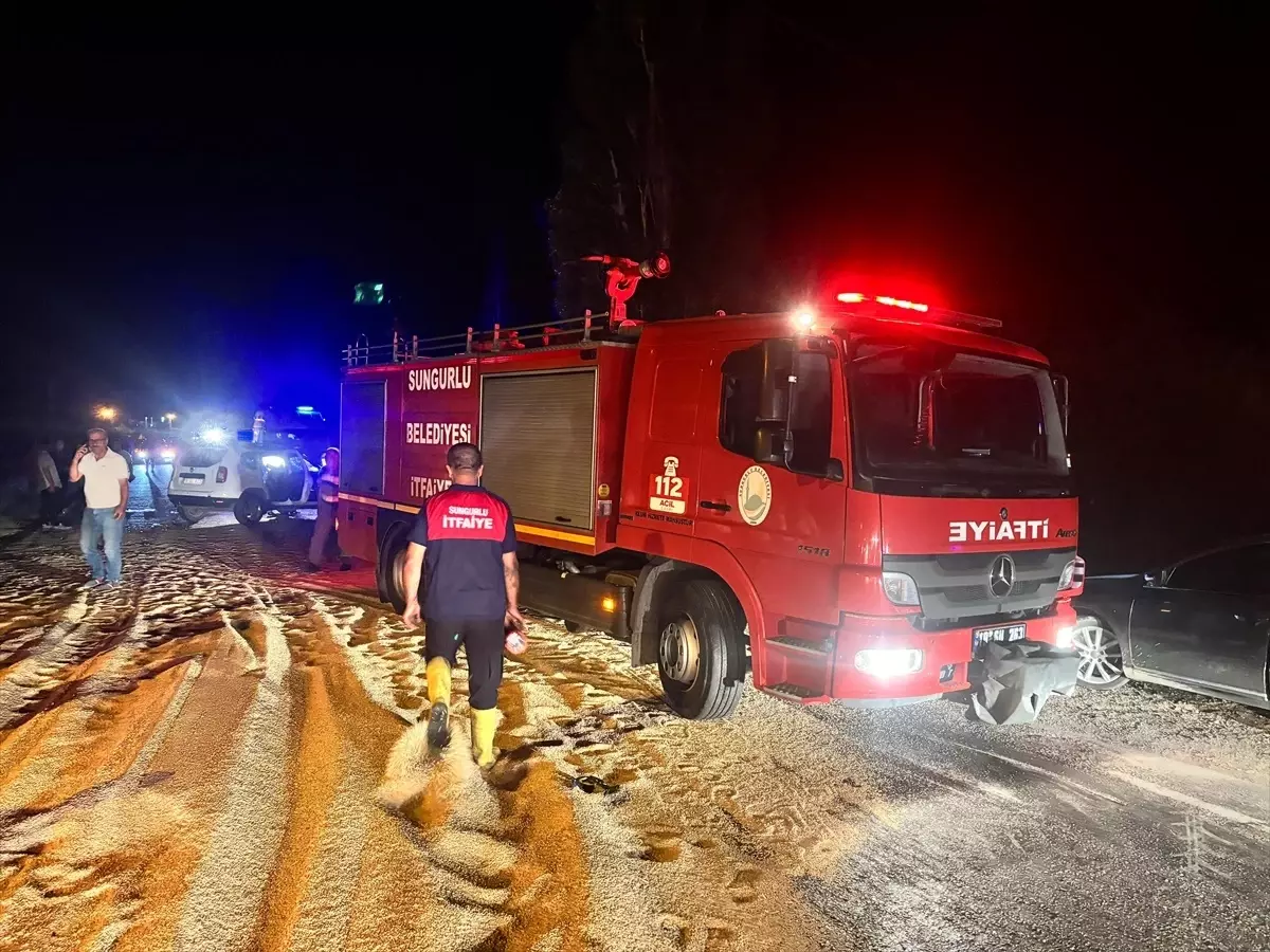 Çorum'da cip-traktör kazası: 5 yaralı