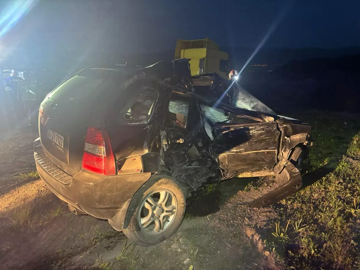 Çıldır'da TIR ve cip çarpıştı: 2 ölü, 2 yaralı