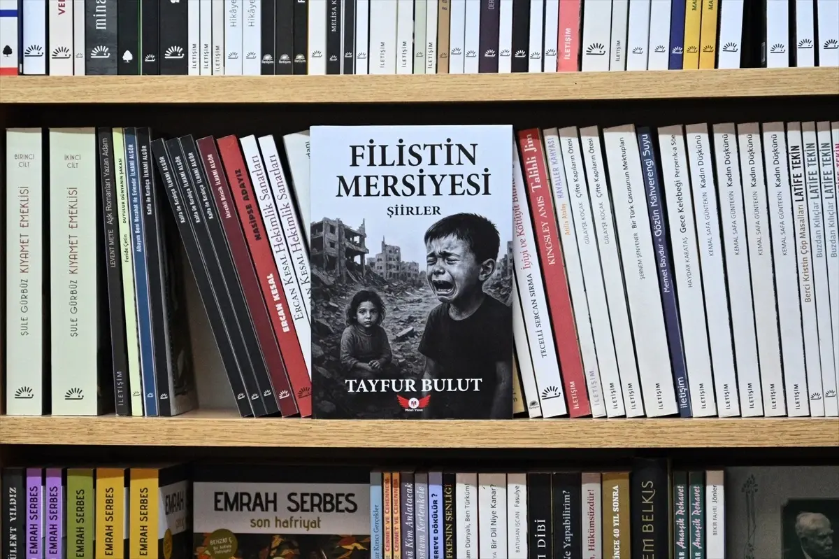 Edebiyat Öğretmeni Gazze İçin Şiir Kitabı Yazdı