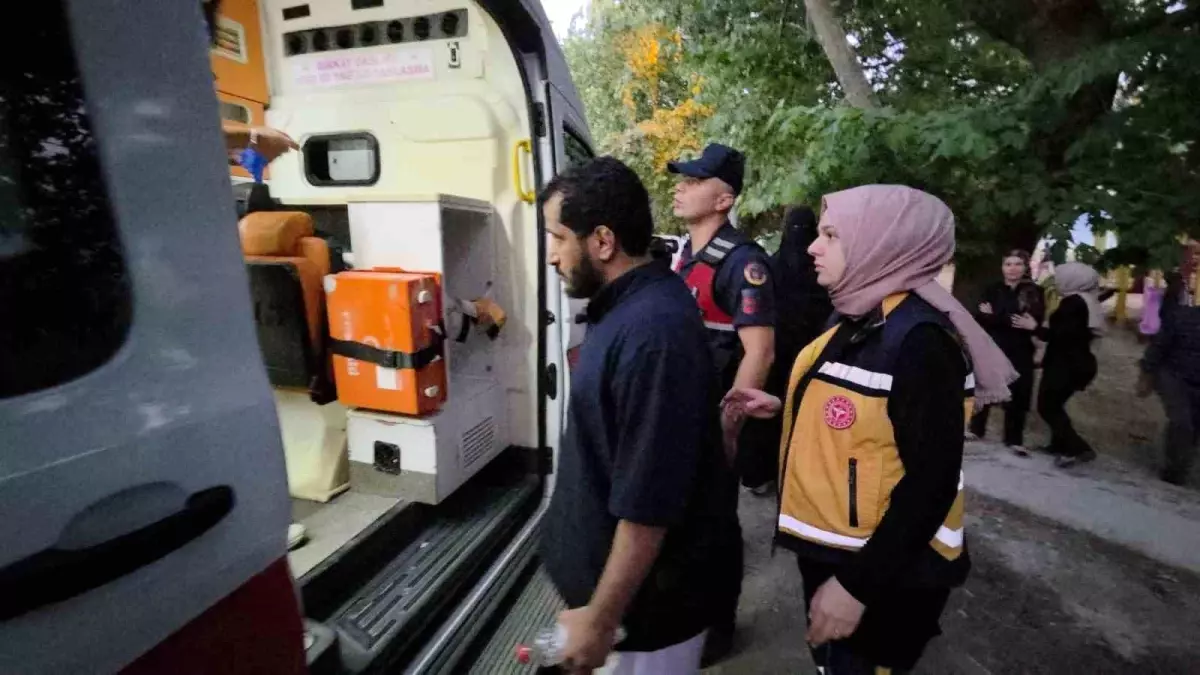 İznik Gölü'nde Mahsur Kalan Turist Kurtarıldı