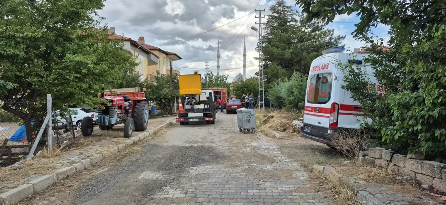 Kırıkkale'de Yangın: Evin Çatısı Hasar Gördü