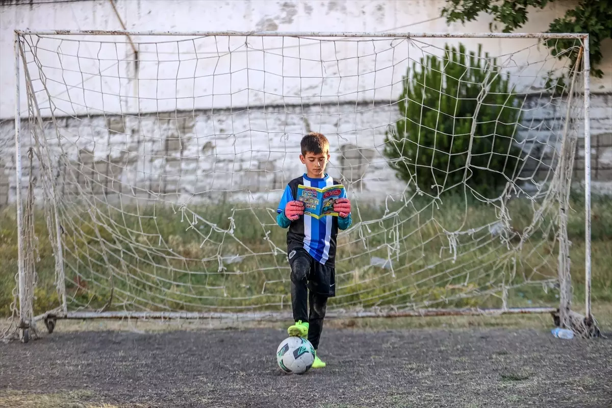 Futbol ve Kitap: Mudanya Altai Spor Kulübü'nde İkisi Bir Arada