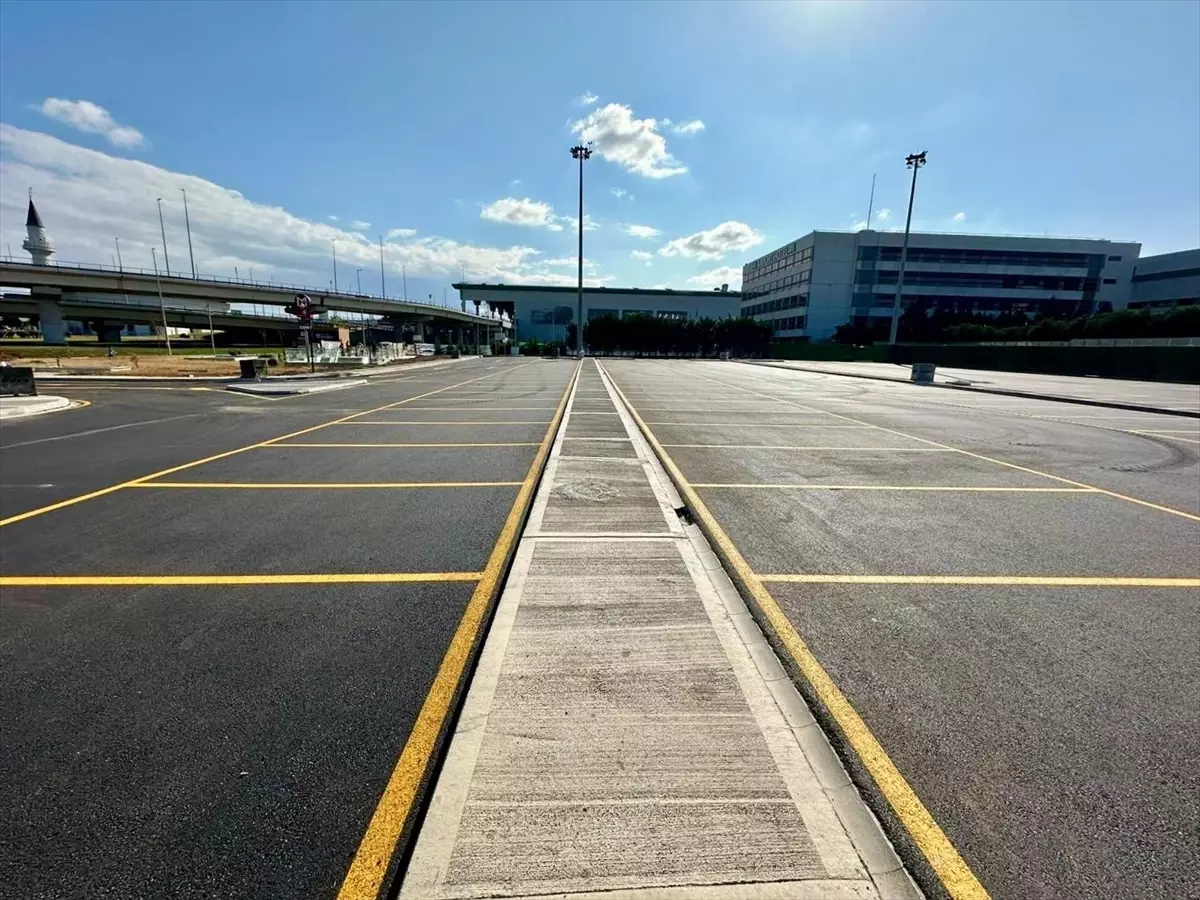 Sabiha Gökçen Havalimanı'nda Yeni Otopark Alanı Açıldı