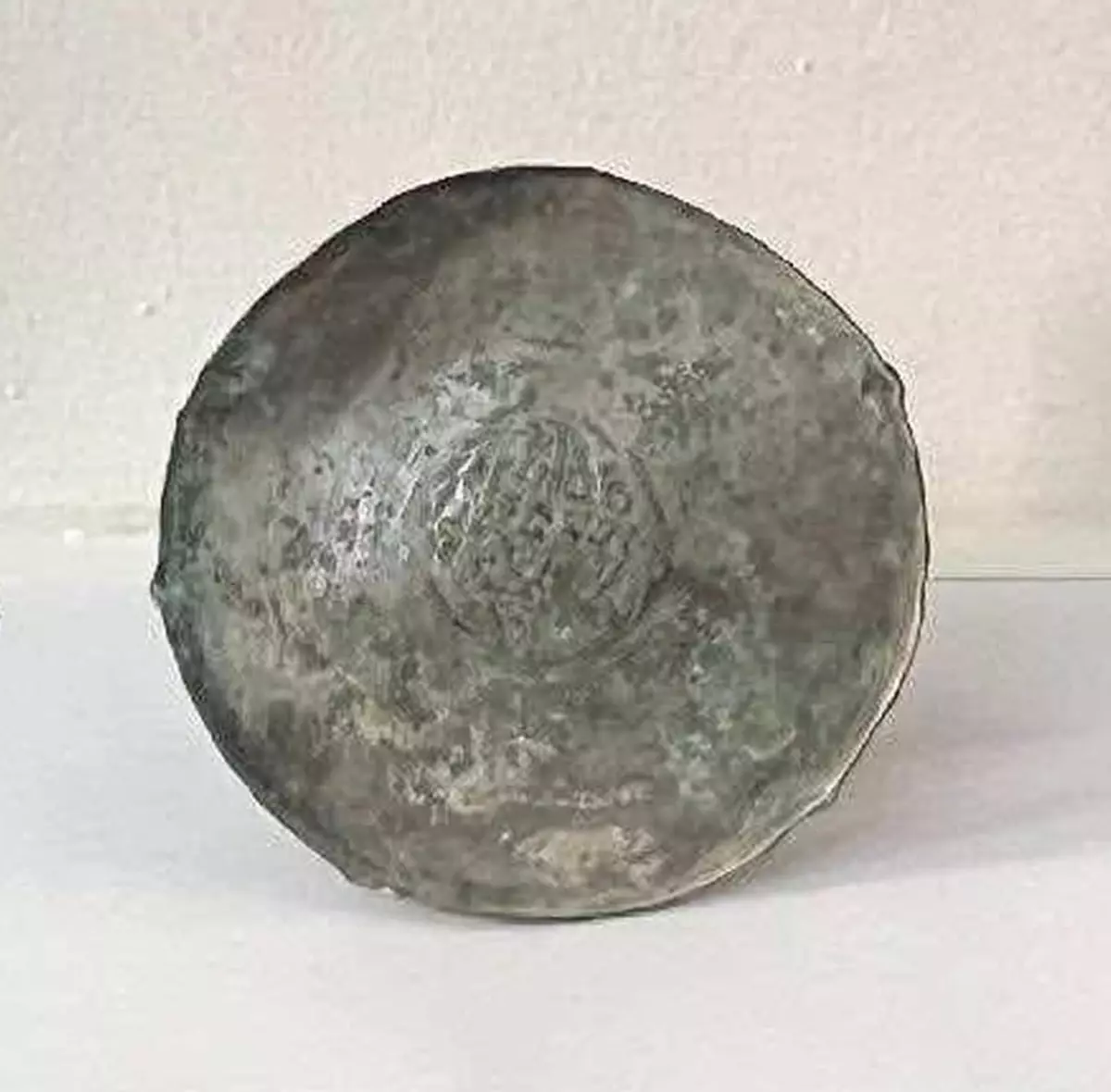 Erzurum'da Bizans Dönemine Ait Bronz Disk Bulundu