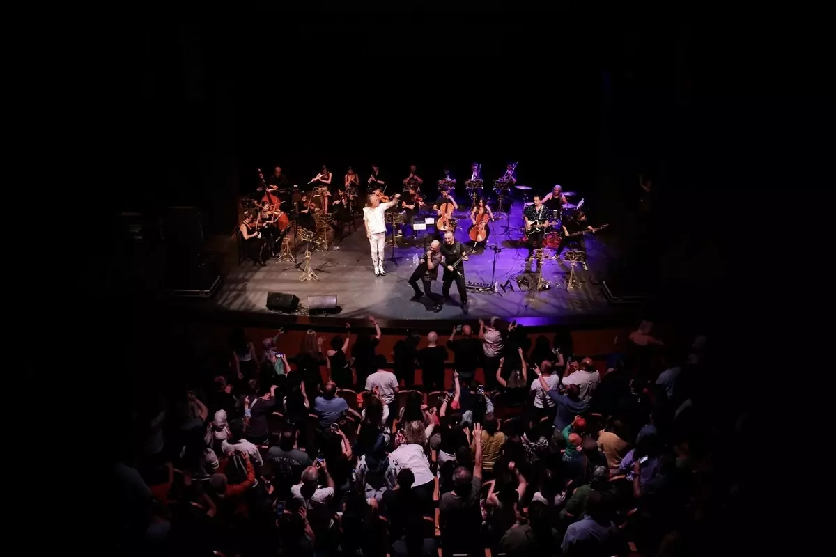 Uçan Şef'in Senfonik Rockı