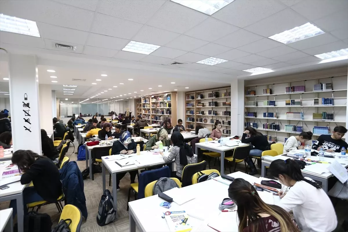 Kayseri Kütüphanelerine Yoğun İlgi