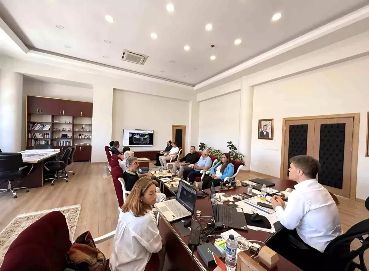 Simav'da Jeotermal Sondaj Kuyuları Değerlendirme Toplantısı Yapıldı