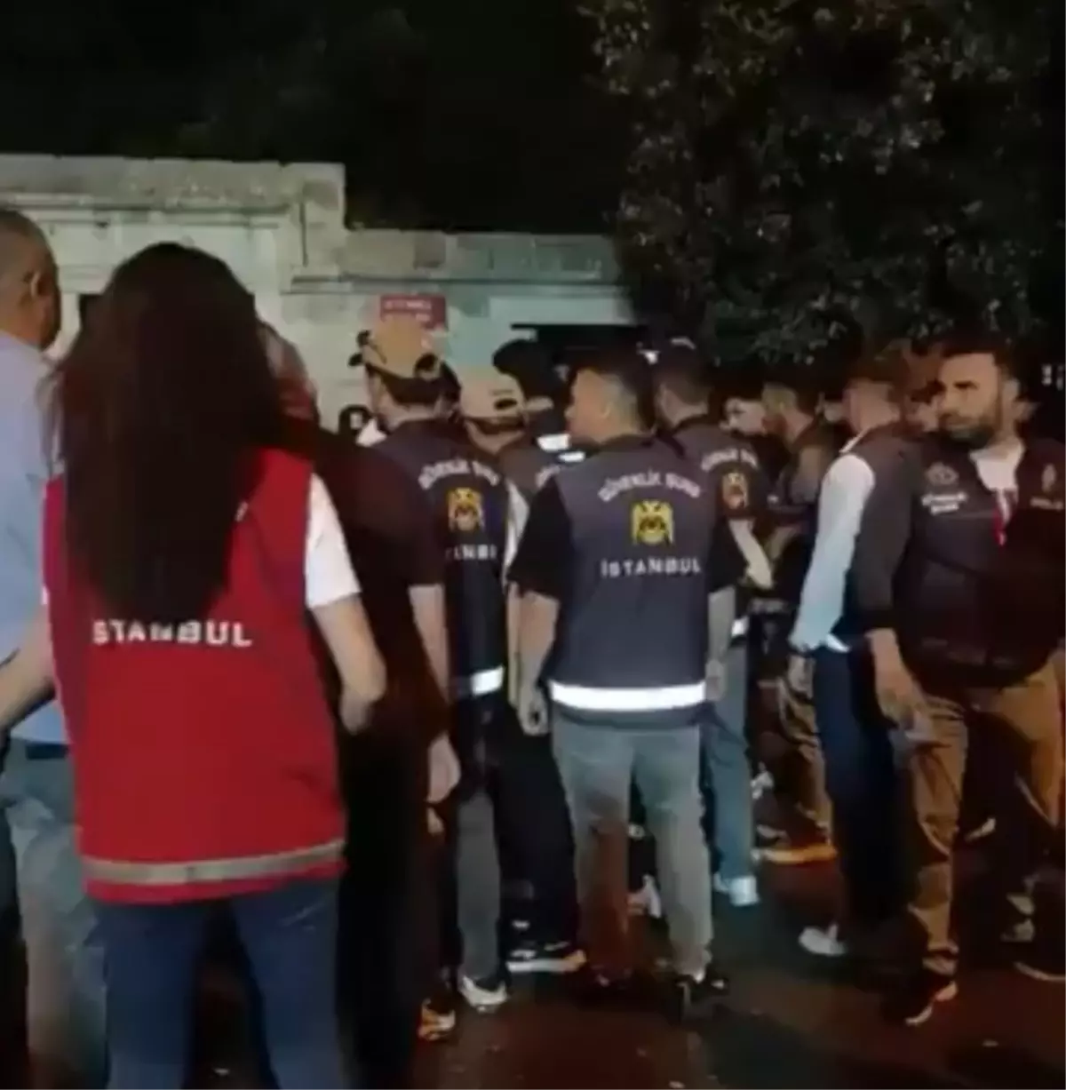 CHP'nin Saraçhane mitinginde 1 kişi bıçaklandı