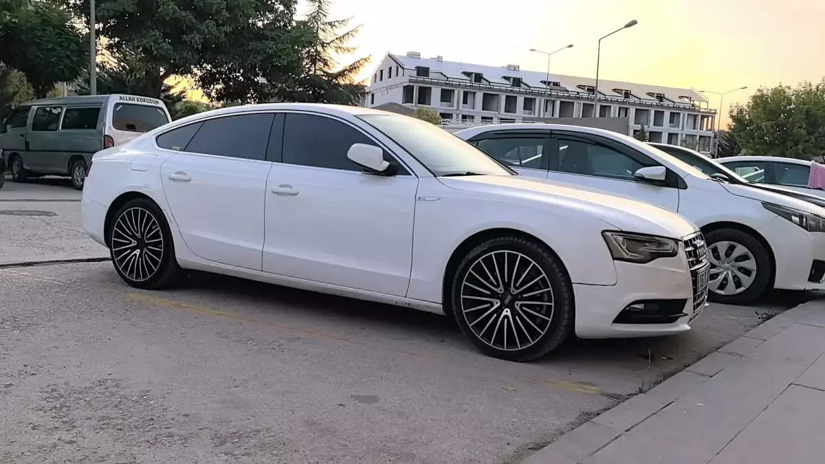İnegöl'de Trafik Kazası: 4 Yaşındaki Çocuk Ağır Yaralandı
