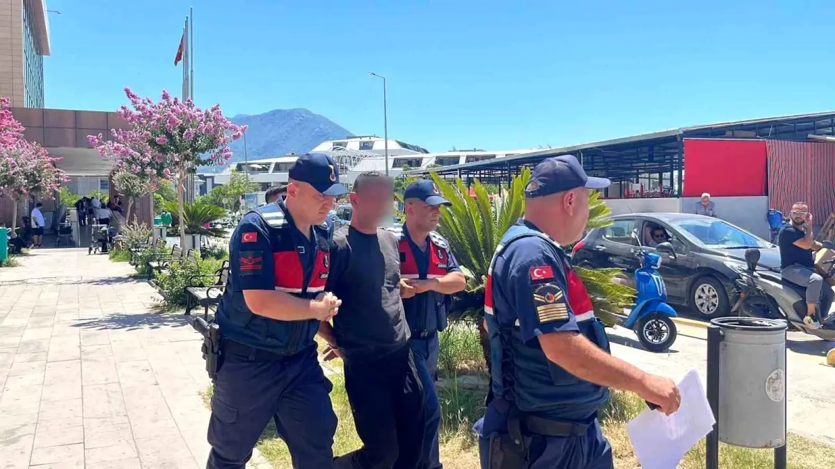 Alanya'da Kadın Eski Eşi Tarafından Bıçaklandı