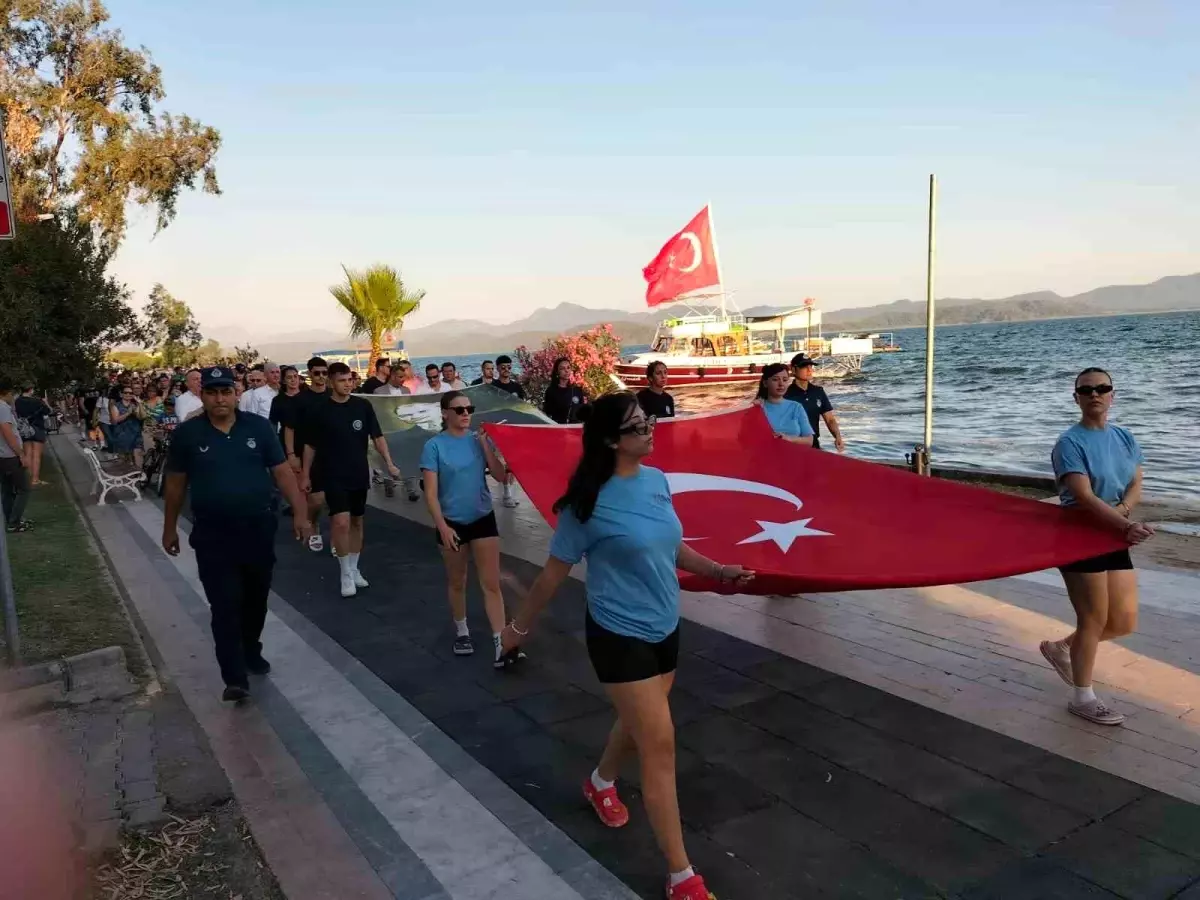 Köyceğiz'de Plaj Hentbolu Turnuvası Başladı