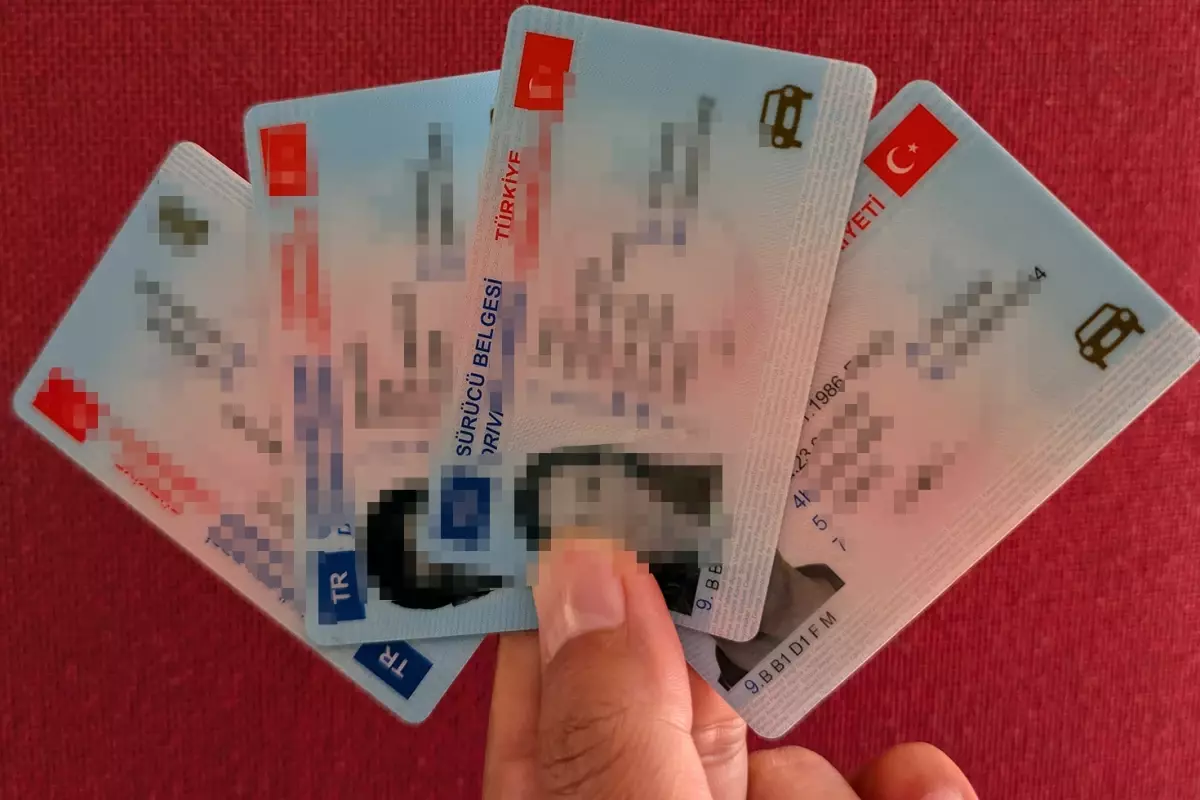 Eski Tip Ehliyetlerin Yenilenme Süreci ve Ücretleri