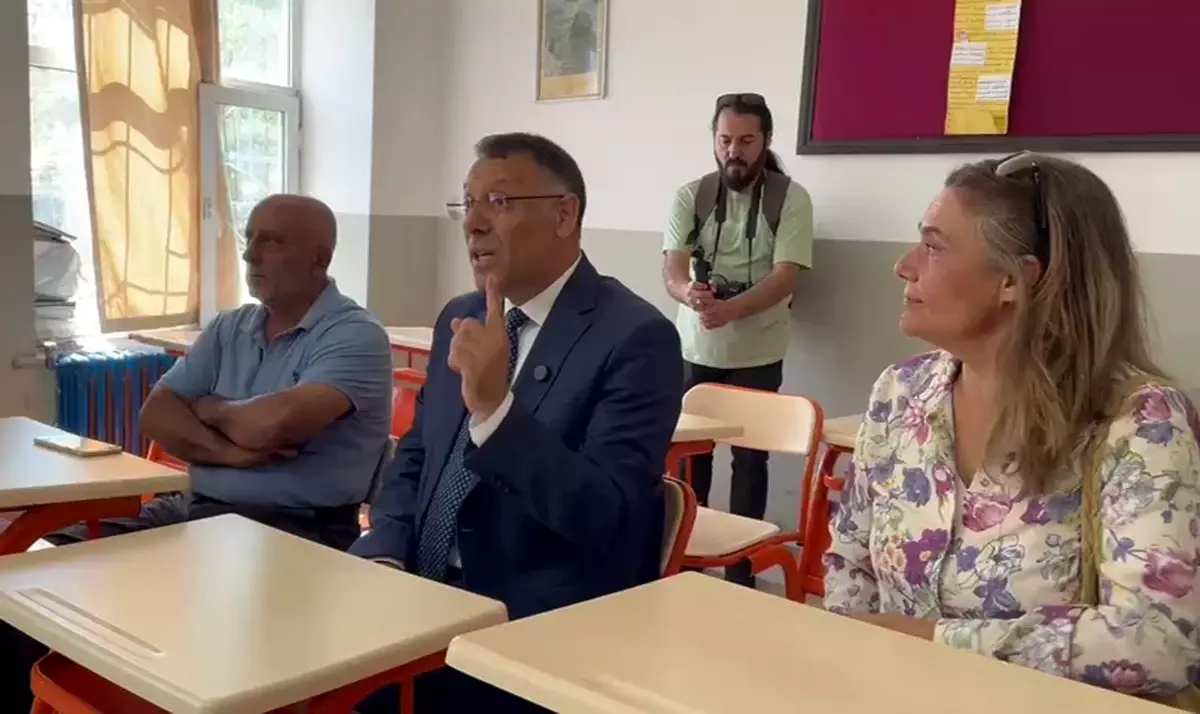 Rektör Ekrem Gürel, Öğretmeniyle Buluştu
