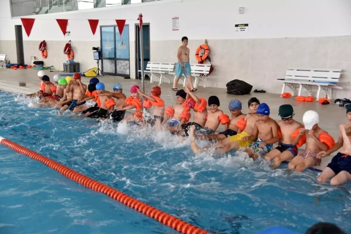 Kartepe'de Yaz Spor Okulları Sezonu Açılıyor