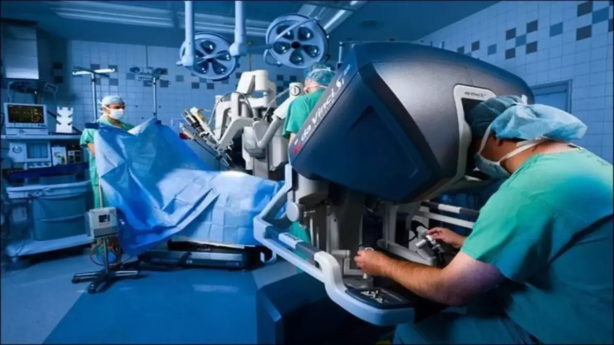 Uzaktan Robotik Ameliyat Başarısı