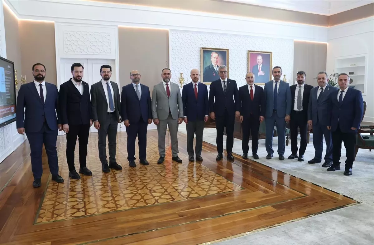 Sağlık Bakanı Memişoğlu'ndan Erdoğan'a Ziyaret