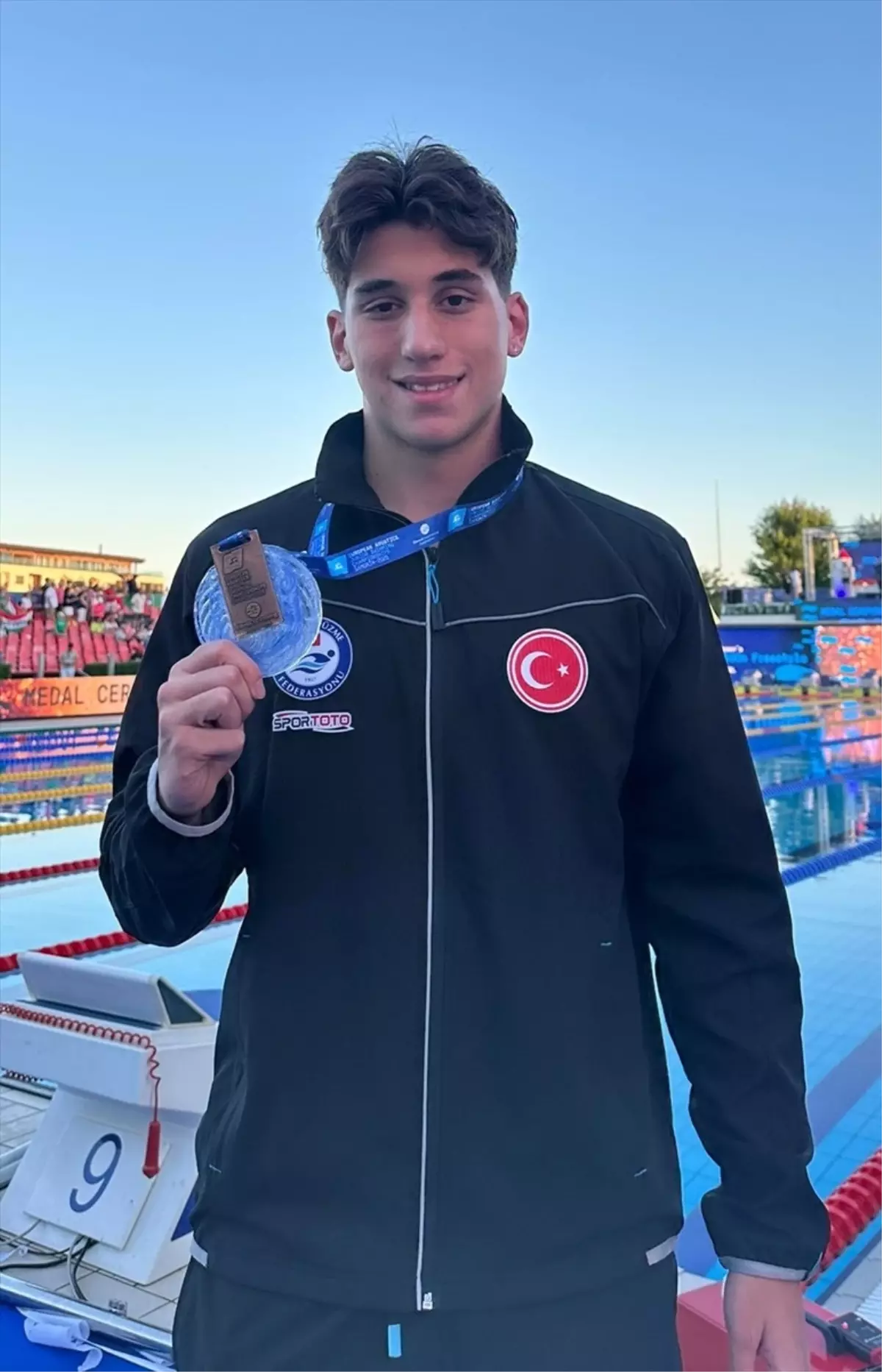 Nusrat Allahverdi Altın Madalya Kazandı