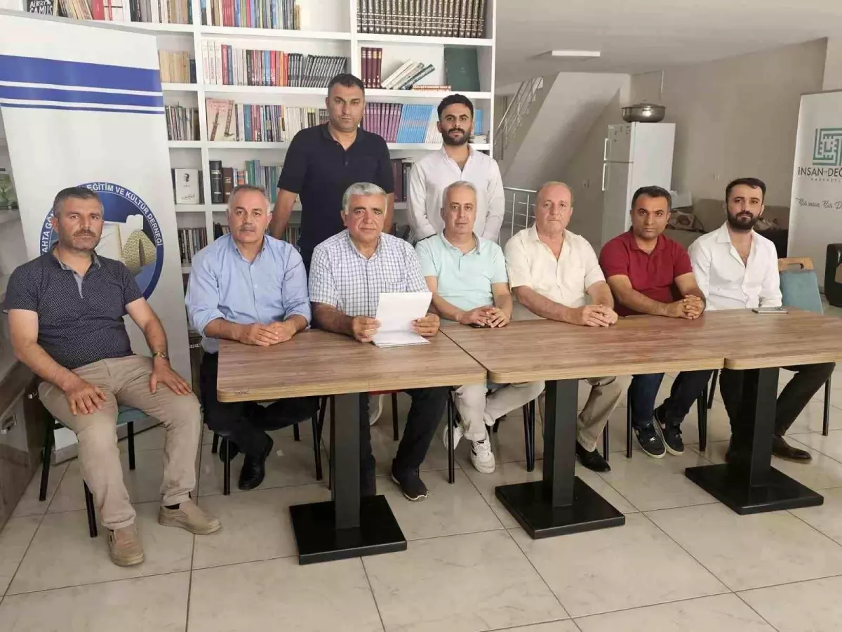 Kahta STK'ları Karikatürleri Kına