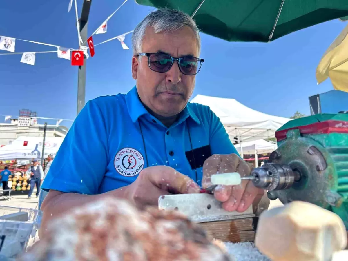 Van'da İşyurtları Ürün ve El Sanatları Fuarı