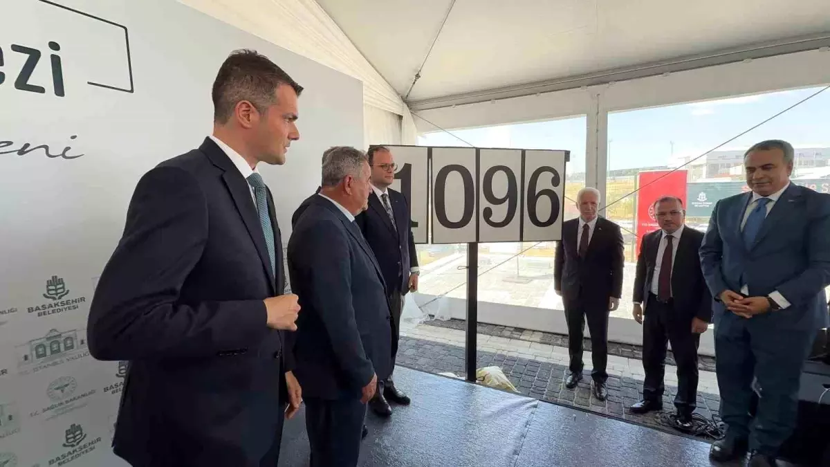 İstanbul'da Başakşehir Aile Sağlığı Merkezi Hizmete Açıldı