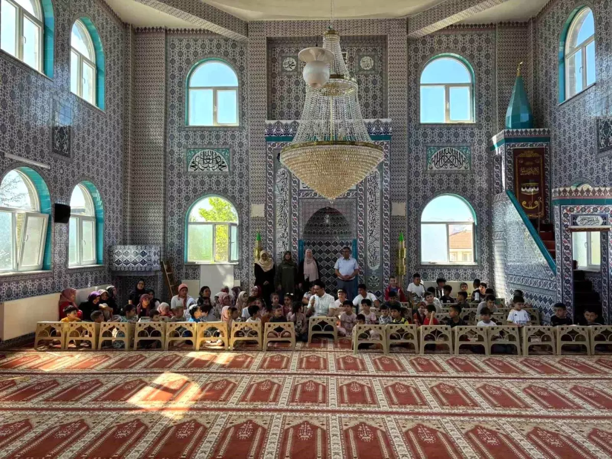 Emirdağ'da Yaz Kur'an Kursu Başladı