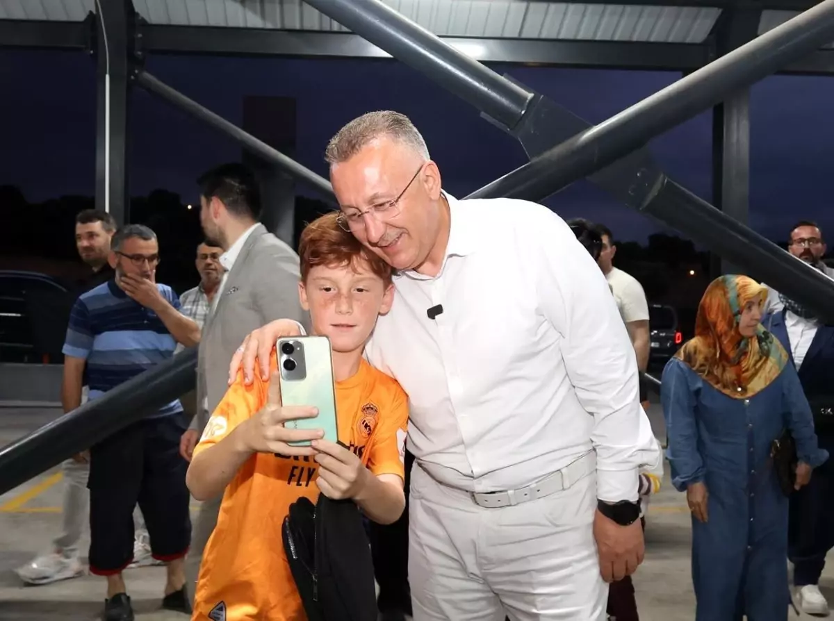 Adapazarı'nda Çocuk Sineması Etkinliği Başladı