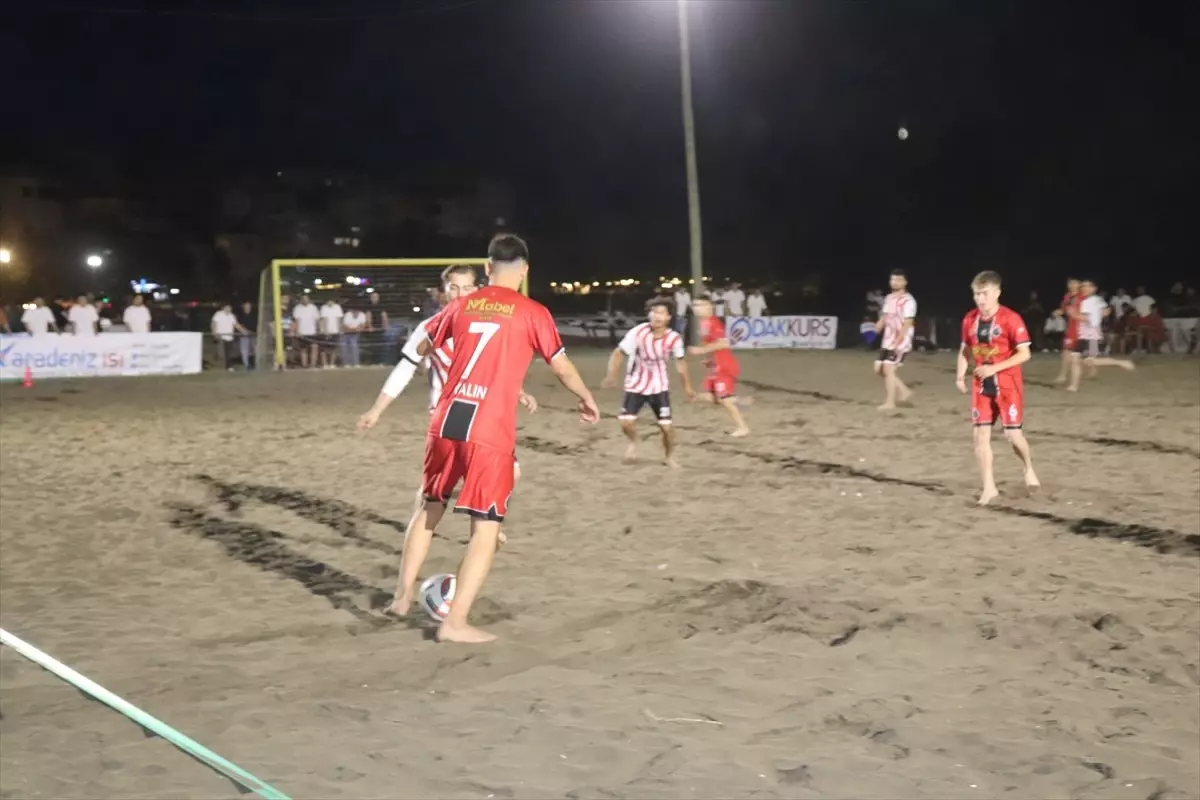 Manyetik Kum Gece Futbol Turnuvası Başladı