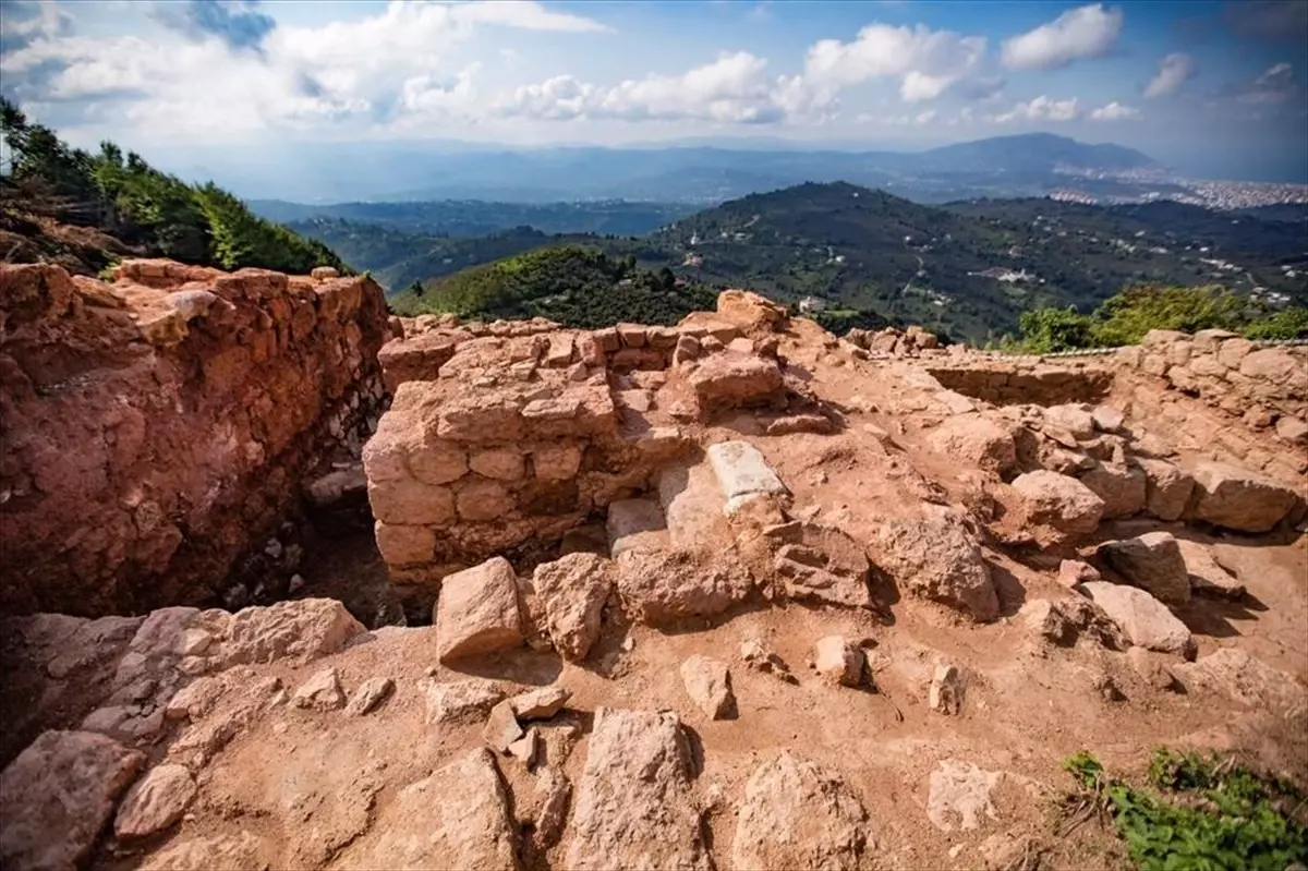 Kurul Kalesi'nde Kazılar Yeniden Başlıyor