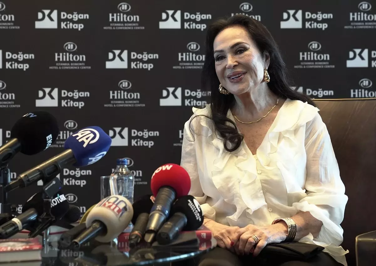 Türkan Şoray'ın Hayatı Kitapta