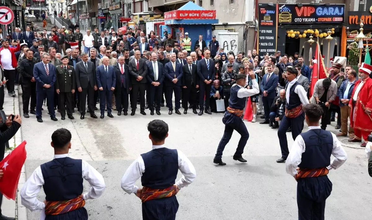 Atatürk'ün Erzurum'a Gelişinin 106. Yıl Dönümü Kutlandı