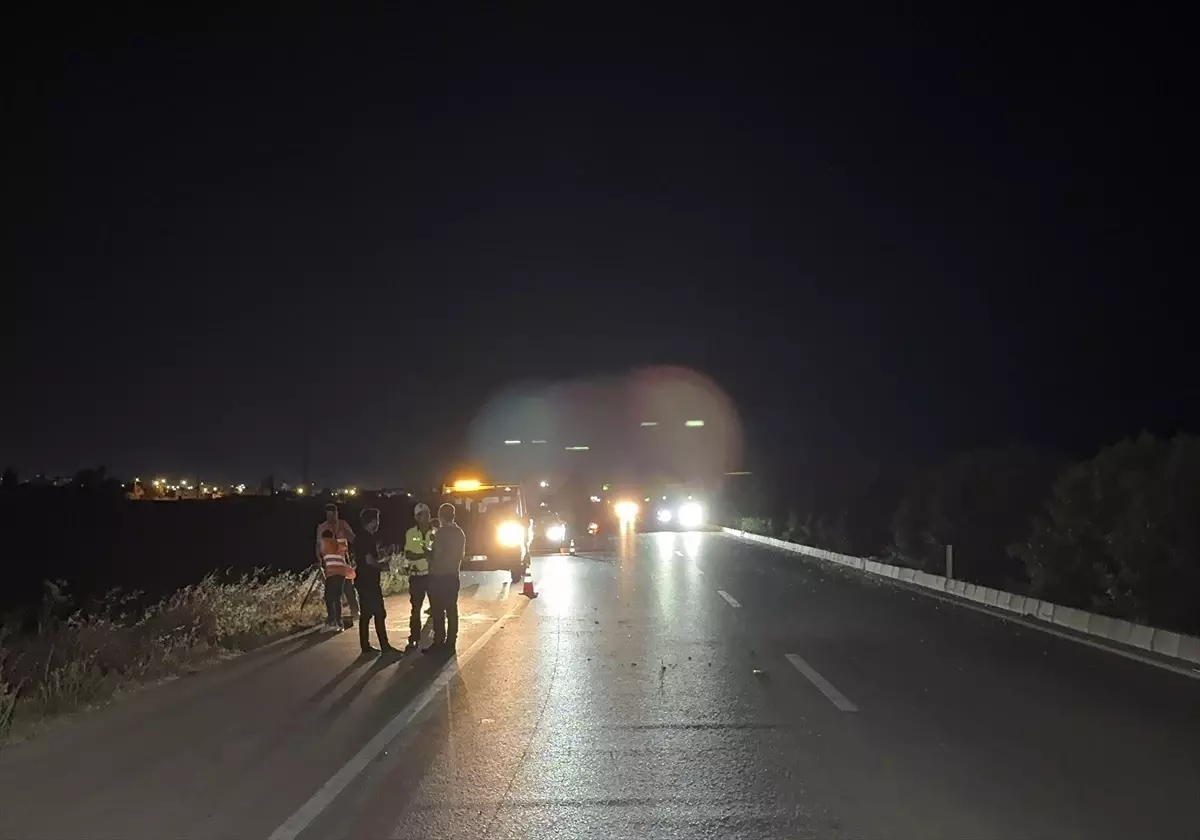 Adana'da Zincirleme Kaza: 2 Yaralı
