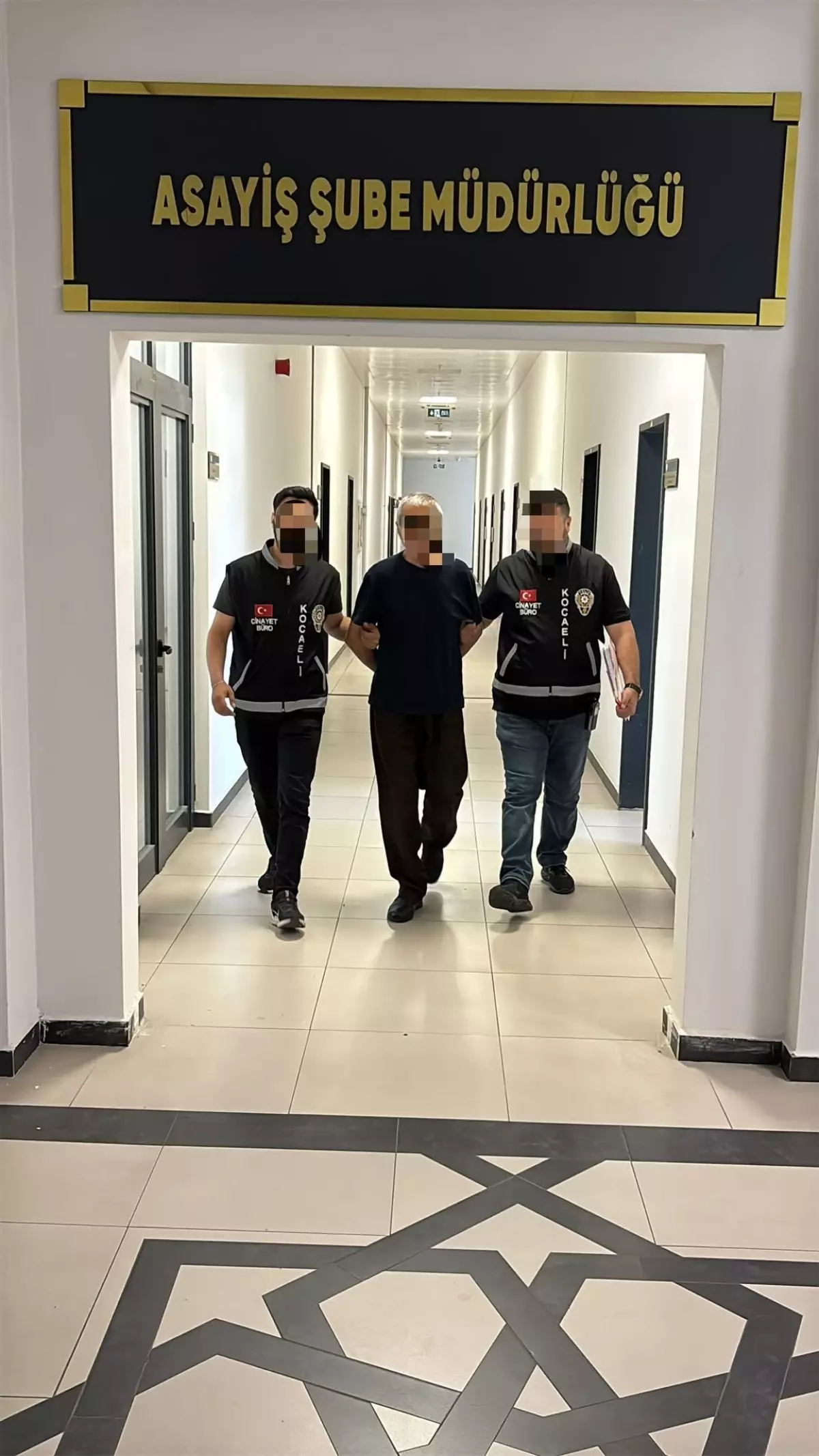 Karamürsel'de İki Kişiyi Öldüren Zanlı Tutuklandı