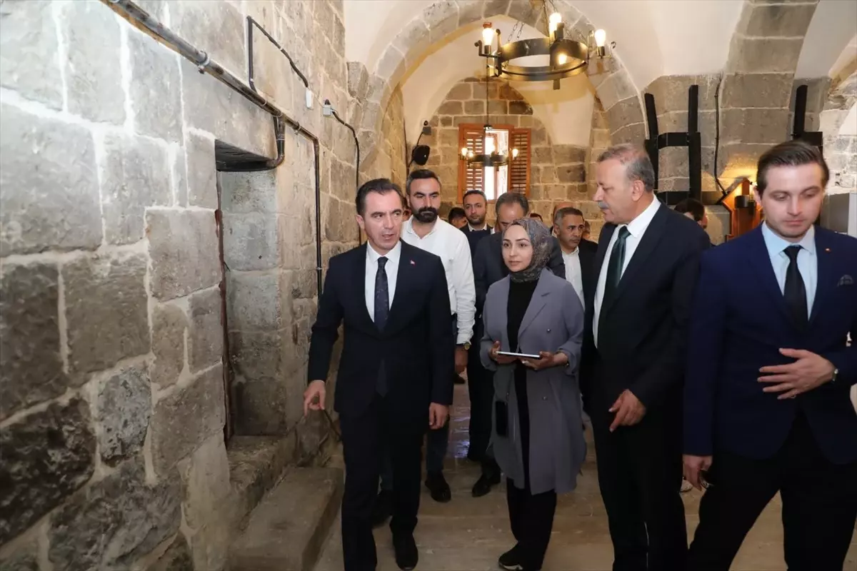 Tarihi Mekanlar Ziyaret Edildi