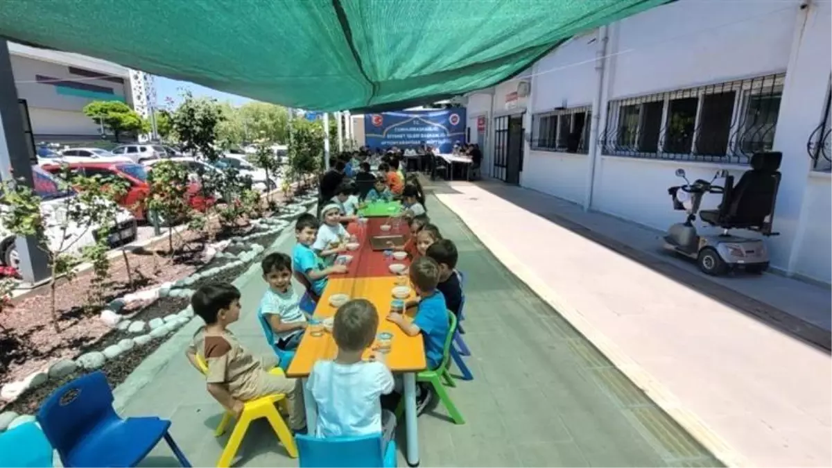 Aşure Etkinliği Düzenlendi