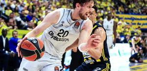 ÇOMÜ 33. Yaşını Mezun Buluşmasıyla Kutladı