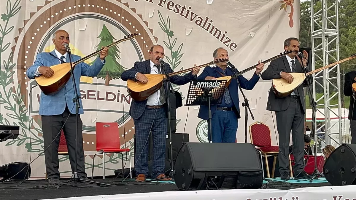 Yağmurda Kaşar Festivali Coşkusu