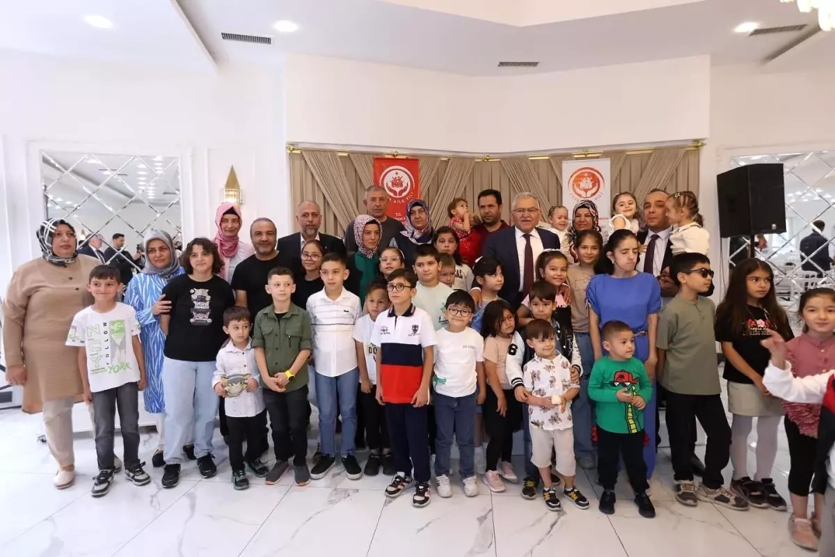 Büyükkılıç, Yetim ve Özel Çocuklarla Kahvaltıda Bir Araya Geldi