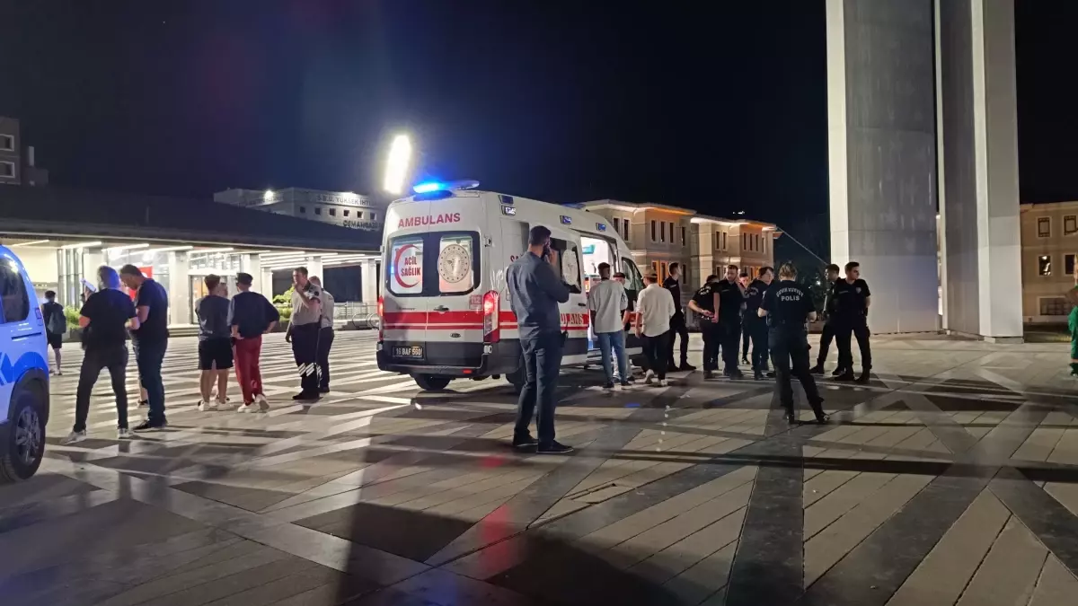Bursa'da Bıçaklı Saldırı: 4 Yaralı