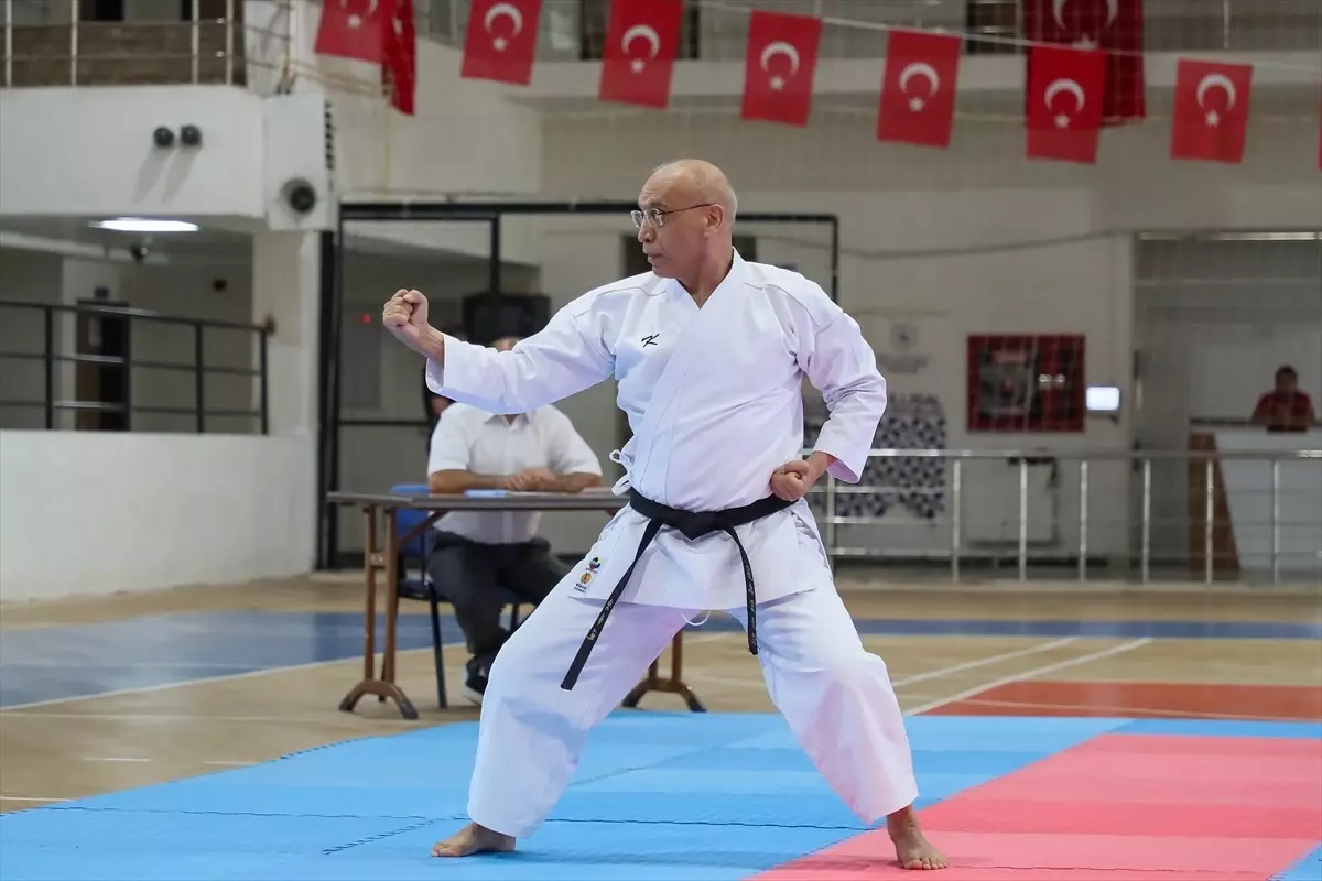Fatih Kaya 5. Seviye Karate Dan Sınavını Geçti