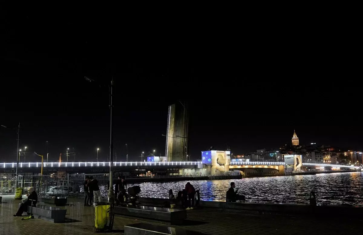 Galata Köprüsü Geçici Kapatıldı