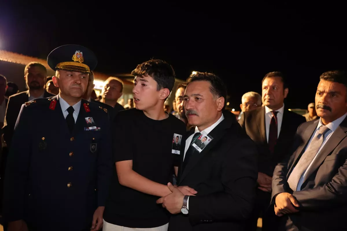 Pençe-Kilit Harekatı'nda şehit olan Uzman Çavuş Ümit Üzüm'ün naaşı memleketine getirildi