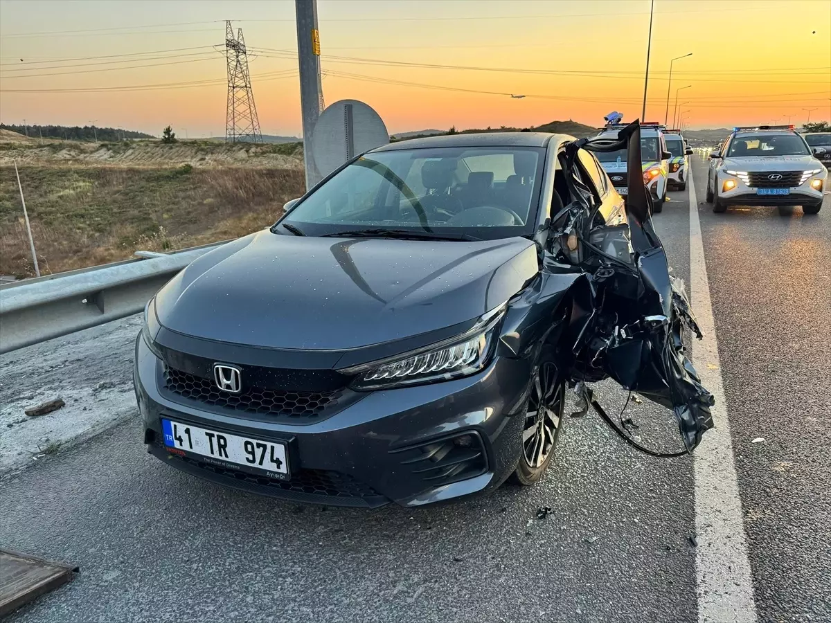 Arnavutköy'de Trafik Kazası: Sürücü Hayatını Kaybetti