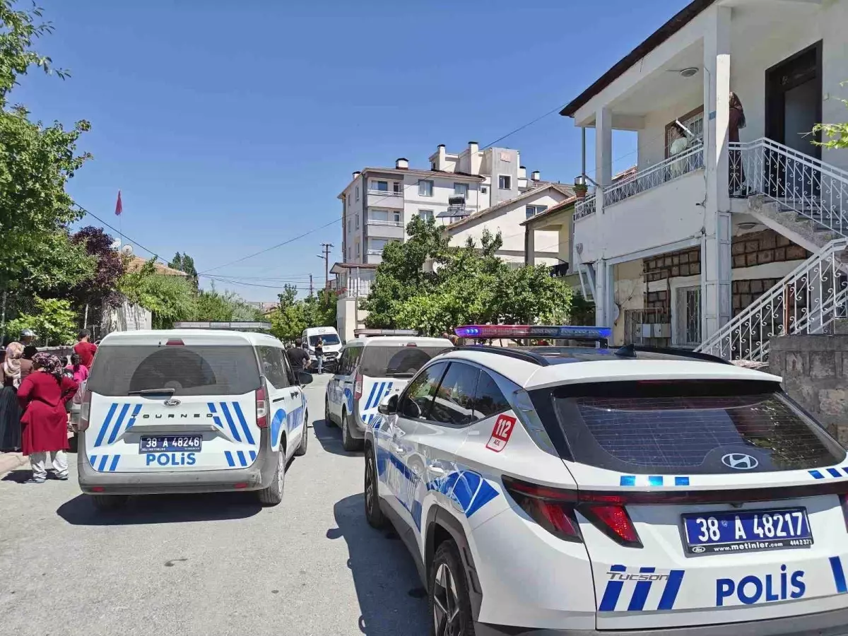 Kayseri'de Üvey Kızına Saldırıp İntihar Eden Adam