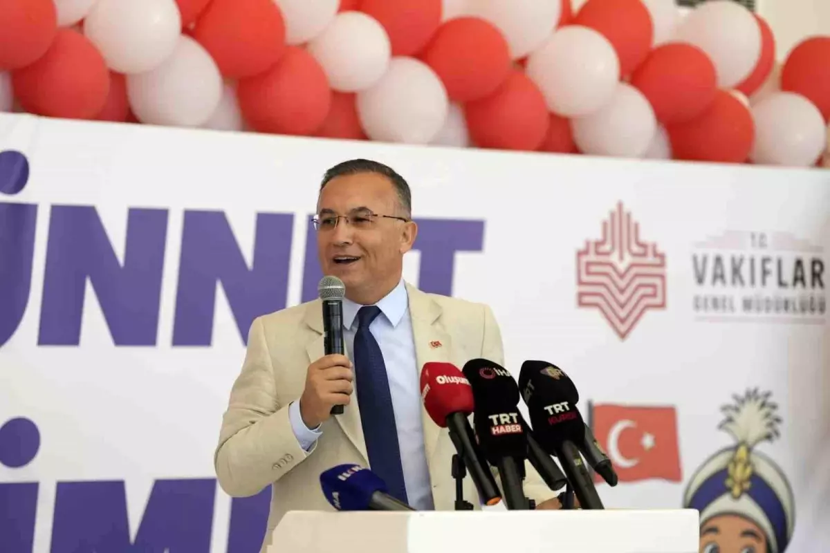 Gaziantep'te İhtiyaç Sahibi 25 Çocuk İçin Sünnet Şöleni Düzenlendi